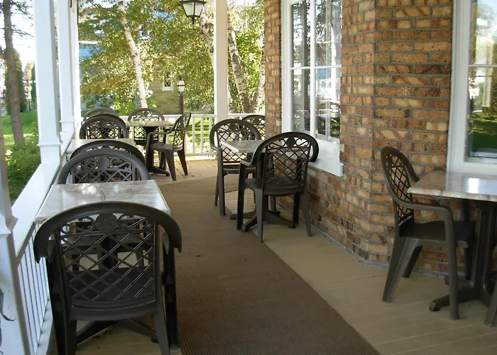 Chez Truchon Bistro-Auberge
