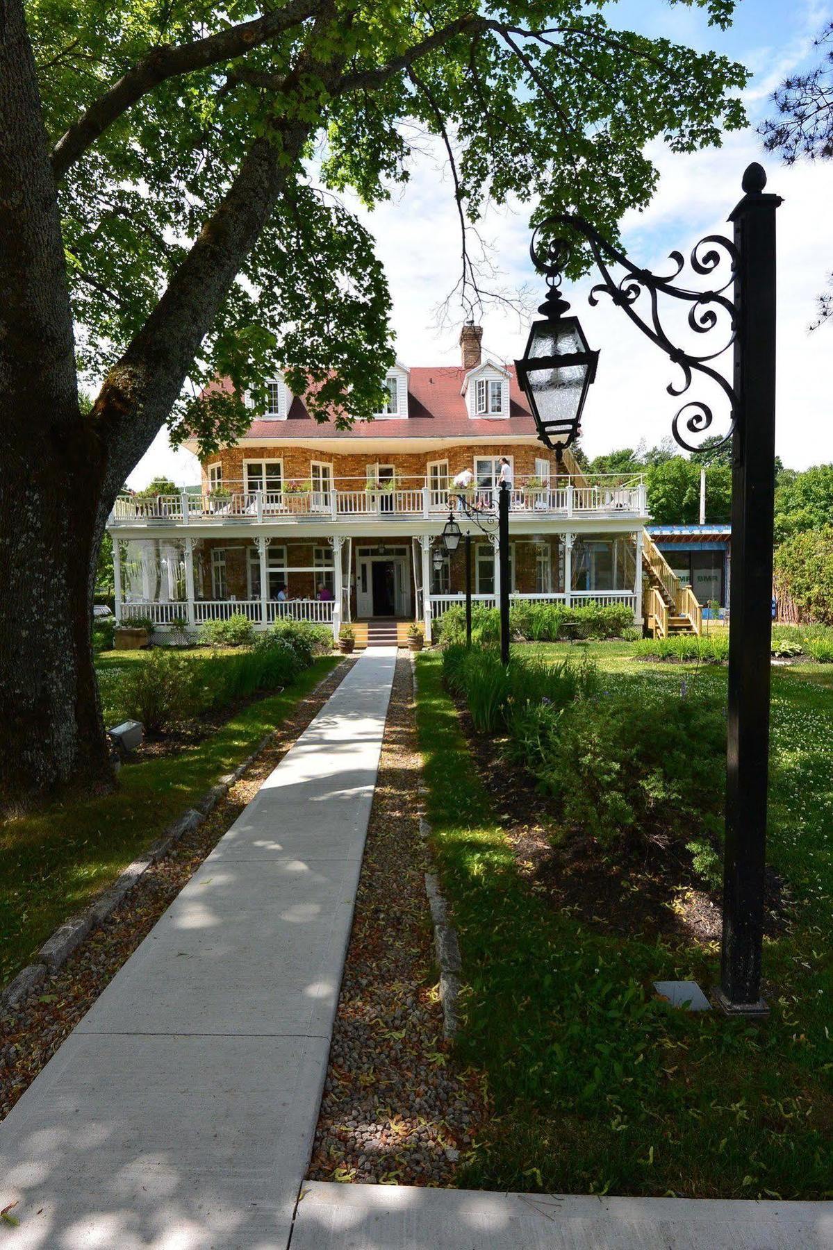 Chez Truchon Bistro-auberge Inn La Malbaie